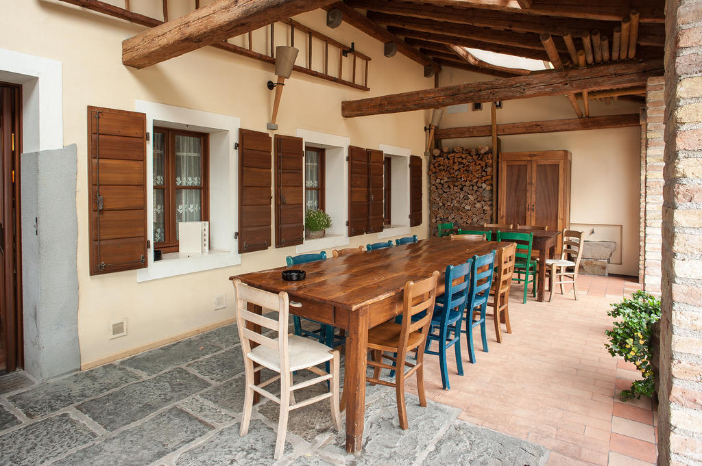 Elliot Osteria E Dormire In Collina Manzano Exterior photo
